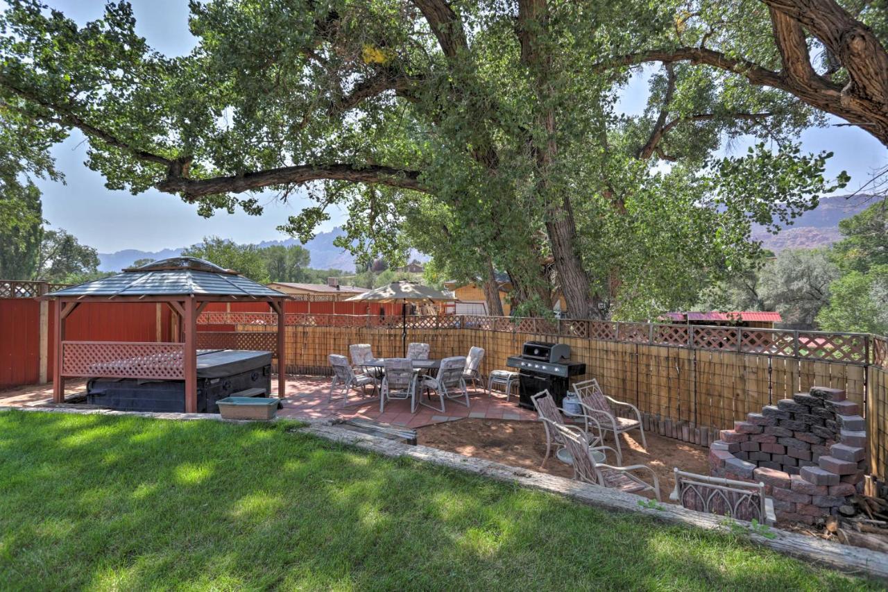 Rustic Retreat Moab Townhome With Grill And Fire Pit Esterno foto