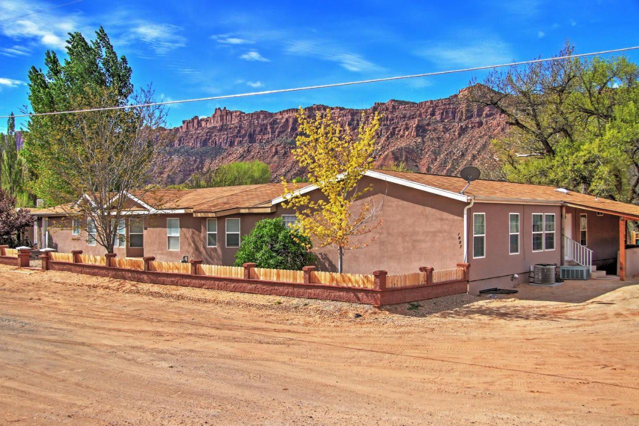 Rustic Retreat Moab Townhome With Grill And Fire Pit Esterno foto